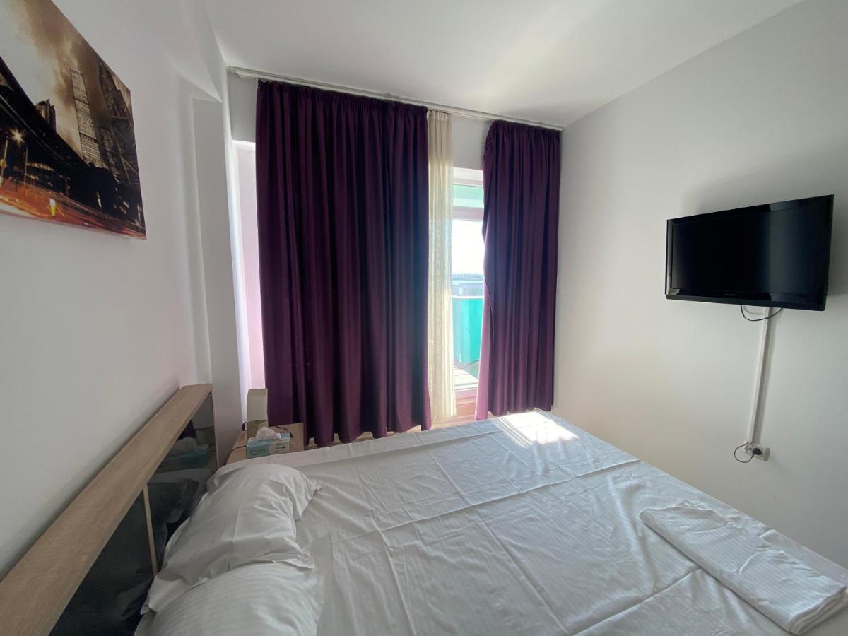 Apartament Crazy Summerland Mamaia Exterior foto